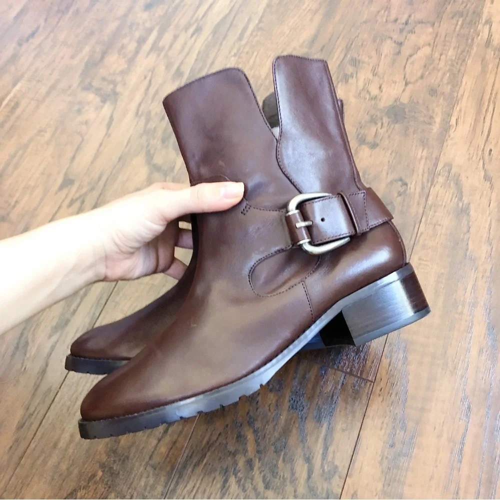 Donald J Pliner • Donata 2 ankle boots brown leather buckle strap moto